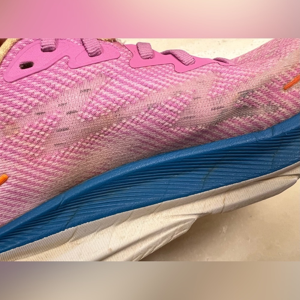 Women's Hoka Clifton 9 Running Shoes - Picture 10 of 13